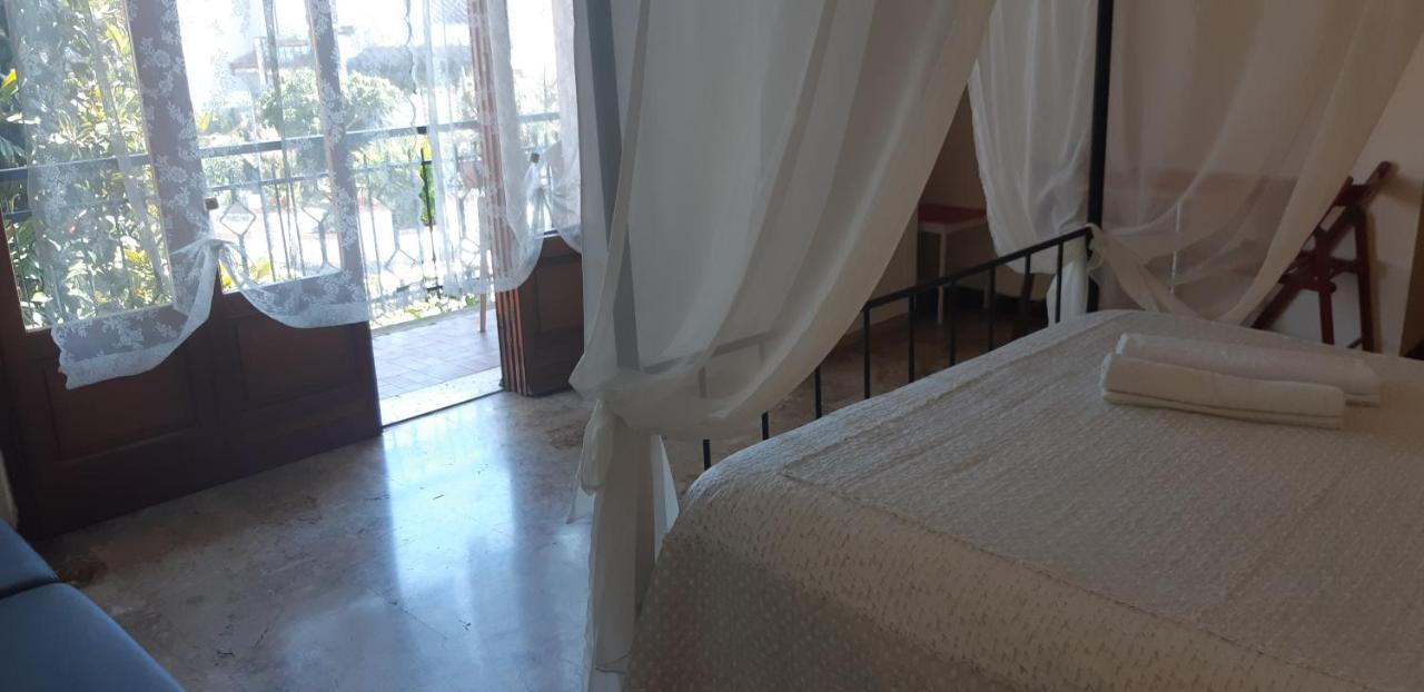 Certe Notti Acomodação com café da manhã Pisa Exterior foto